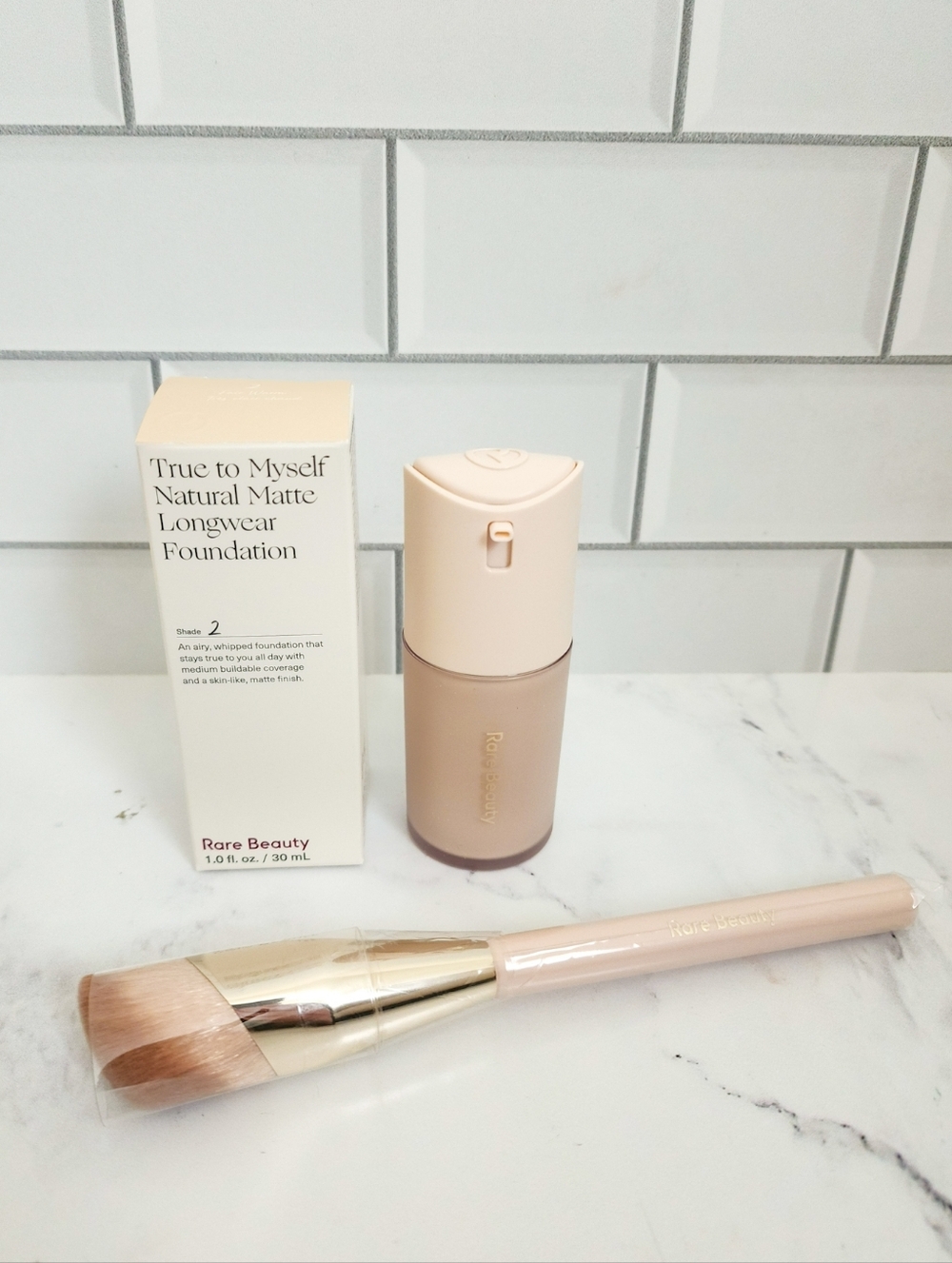 Rare Beauty True To Myself Natural Matte Longwear Foundation (Shade 2) & Brush